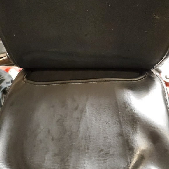 Coach - Picture 7 of 8